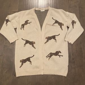 Entro Queen Of The Jungle Cardigan Sweater Size Large Cream Cheetah Leopard